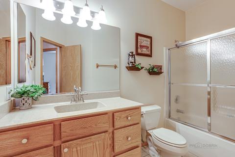 11218 E Riviera Dr, Spring Grove, IL 60081 photo 14