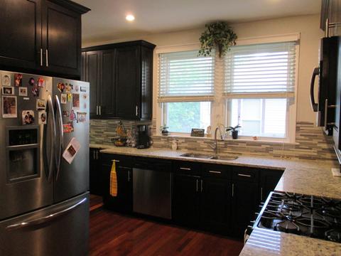 1053 Bellevue Ave, Elgin, IL 60120 photo 27