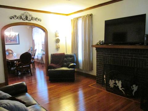 1053 Bellevue Ave, Elgin, IL 60120 photo 15