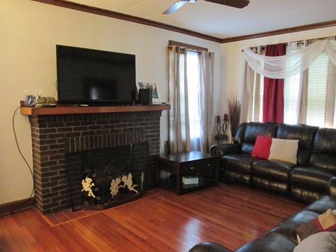 1053 Bellevue Ave, Elgin, IL 60120 photo 23