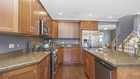 804 Mapleton Ave, Oak Park, IL 60302 photo 8