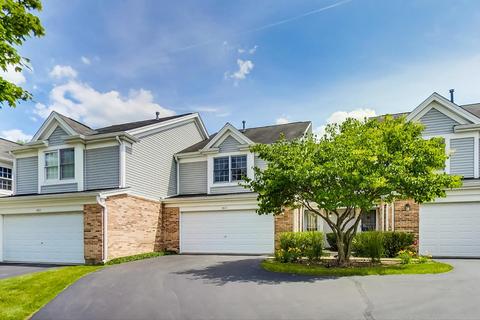 4823 Turnberry Dr, Hoffman Estates, IL 60010 photo 2