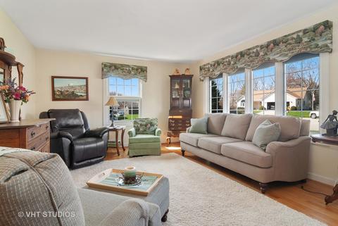 216 Birch St, Elburn, IL 60119 photo 2
