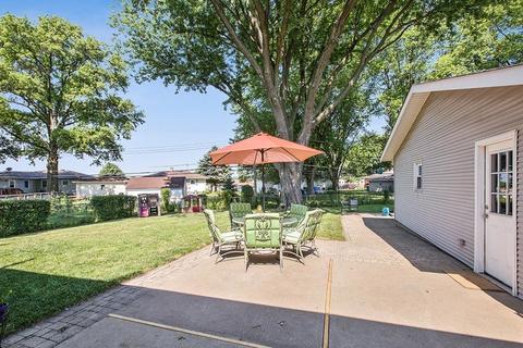 15804 S Collins Dr, Plainfield, IL 60544 photo 6