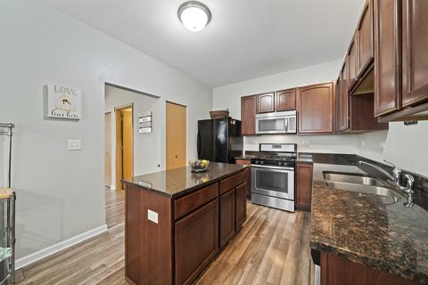 3616 Hyde Park Ct, Elgin, IL 60124 photo 9