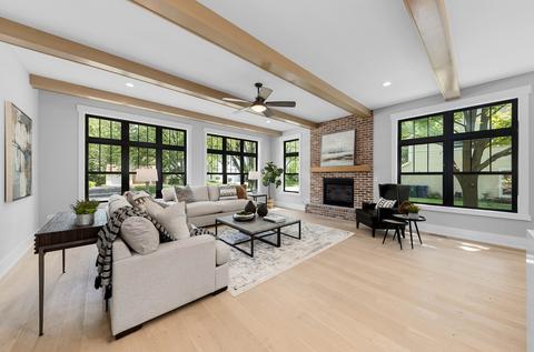304 E 11th Ave, Naperville, IL 60563 photo 8