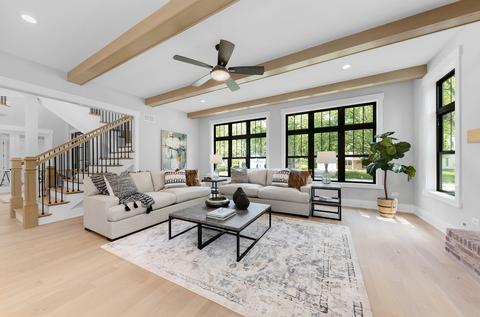 304 E 11th Ave, Naperville, IL 60563 photo 9