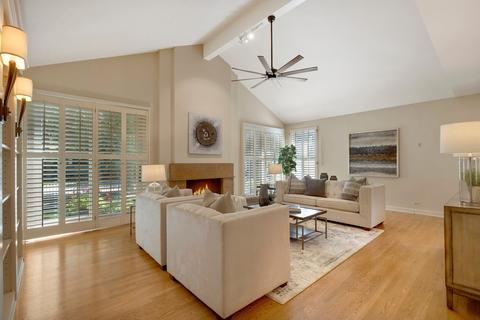 74 E Westminster Rd, Lake Forest, IL 60045 photo 3