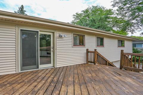 229 W Devon Ave, Roselle, IL 60172 photo 12