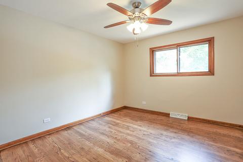 229 W Devon Ave, Roselle, IL 60172 photo 18
