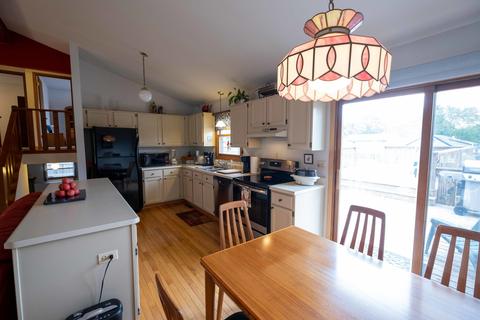 1727 Jethro Ave, Zion, IL 60099 photo 6
