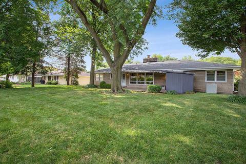 402 Bevan Dr E, Joliet, IL 60435 photo 24