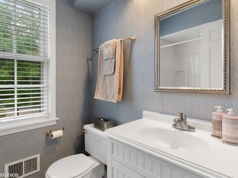 2015 Prairie St, Glenview, IL 60025 photo 16