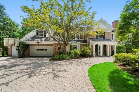735 Normandy Ln, Glenview, IL 60025 photo 2