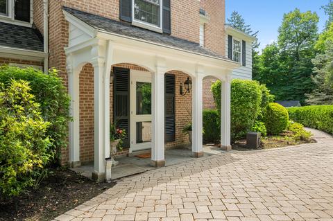 735 Normandy Ln, Glenview, IL 60025 photo 3