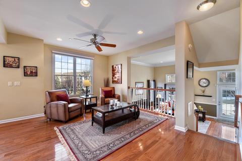 2800 Commons Dr, Glenview, IL 60026 photo 5