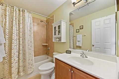 2800 Commons Dr, Glenview, IL 60026 photo 16