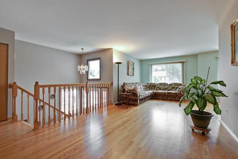 1487 Chippewa Trl, Wheeling, IL 60090 photo 4