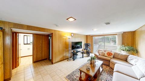 2149 Westview Dr, Des Plaines, IL 60018 photo 23