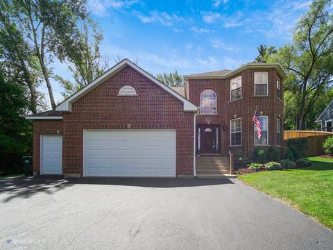 5213 Hayes Rd, Algonquin, IL 60102 photo 1