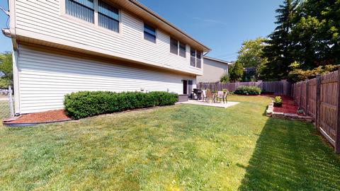 1899 Brookside Ln, Hoffman Estates, IL 60169 photo 25
