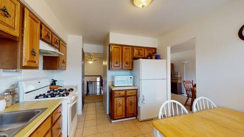 1899 Brookside Ln, Hoffman Estates, IL 60169 photo 7