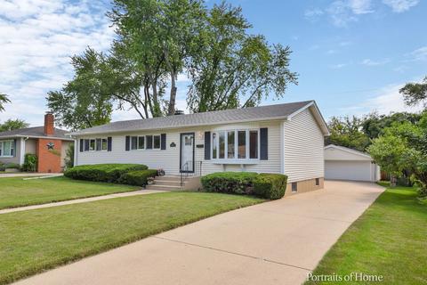 111 N Hale Ave, Bartlett, IL 60103 photo 2