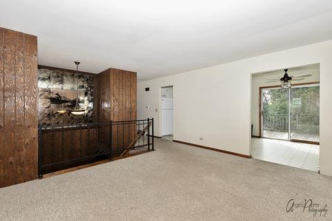 1007 Hooks Ln, Mchenry, IL 60050 photo 6
