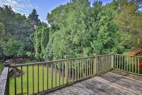 1007 Hooks Ln, Mchenry, IL 60050 photo 21