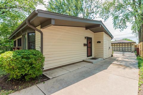 2105 Fulle St, Rolling Meadows, IL 60008 photo 2