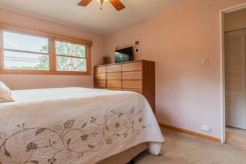 2105 Fulle St, Rolling Meadows, IL 60008 photo 12