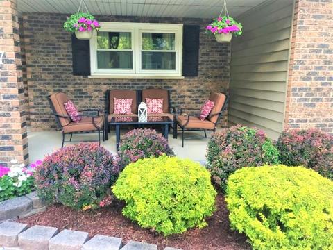 1387 Sheffield Dr, Elgin, IL 60123 photo 4