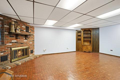 1165 Singleton Dr, Roselle, IL 60172 photo 15