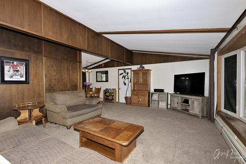 1906 N Eastern Ave, Mchenry, IL 60050 photo 4