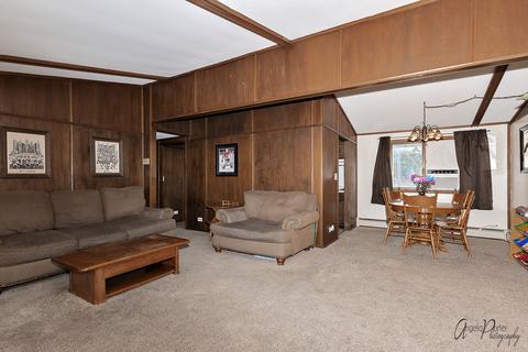 1906 N Eastern Ave, Mchenry, IL 60050 photo 7