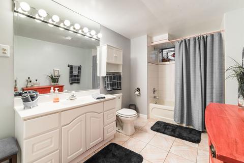 1136 N 8th Ave, Addison, IL 60101 photo 30