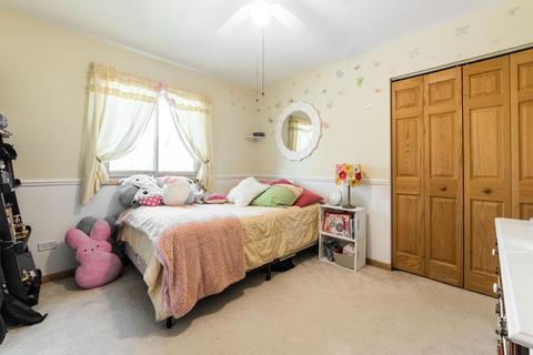 1136 N 8th Ave, Addison, IL 60101 photo 21