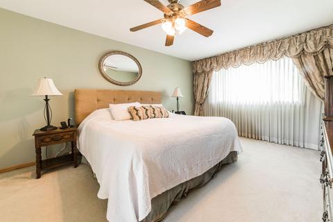 1136 N 8th Ave, Addison, IL 60101 photo 18