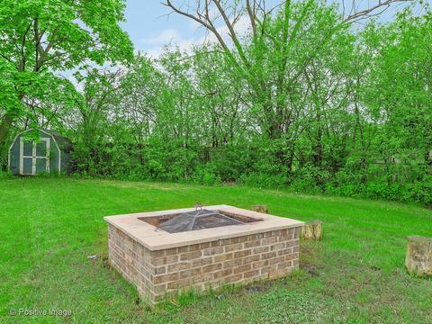 2108 Paddock Ln, Wheaton, IL 60187 photo 13
