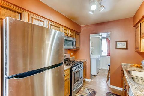 1997 Raleigh Pl, Hoffman Estates, IL 60169 photo 2