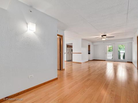 231 N Mill Rd #8, Addison, IL 60101 photo 9
