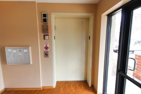 231 N Mill Rd #8, Addison, IL 60101 photo 2
