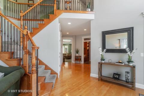 2595 Katie Ct, Aurora, IL 60502 photo 3