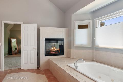 2595 Katie Ct, Aurora, IL 60502 photo 22