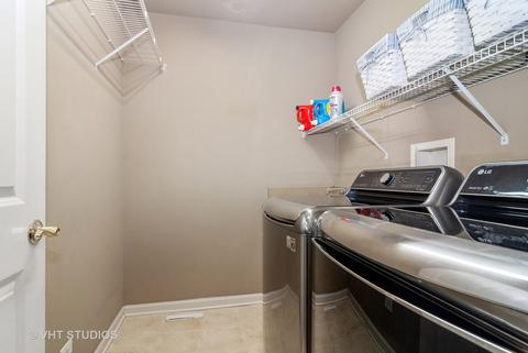 2595 Katie Ct, Aurora, IL 60502 photo 35