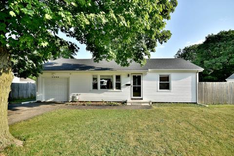 1208 Sundown Dr, Aurora, IL 60506 photo 1