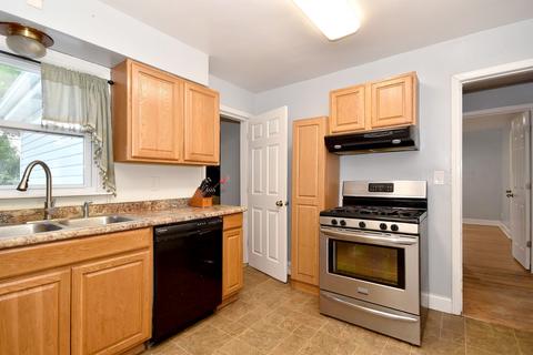 1208 Sundown Dr, Aurora, IL 60506 photo 8