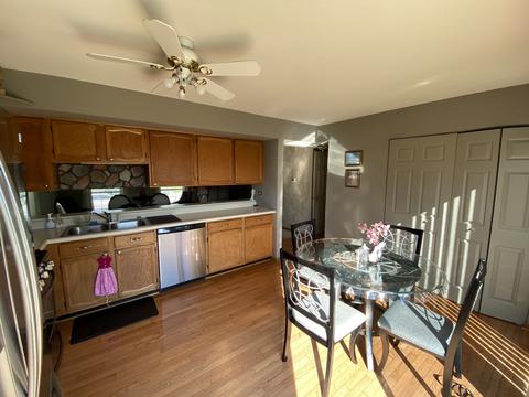 676 Glen Ivy Dr, Elgin, IL 60120 photo 5