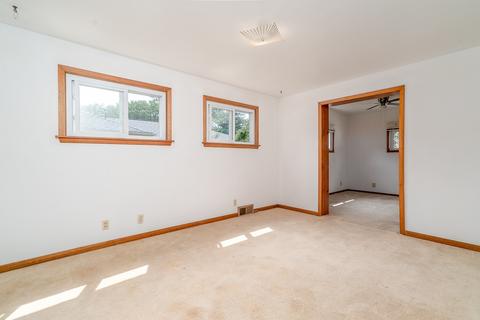 205 W Taylor St, Dwight, IL 60420 photo 6