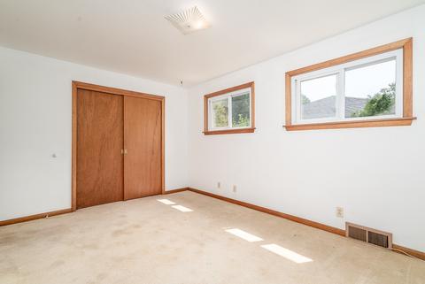 205 W Taylor St, Dwight, IL 60420 photo 8